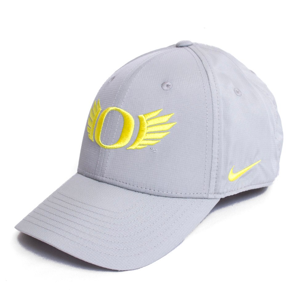 light grey nike cap